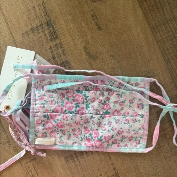 Loveshackfancy mask 😷 New with tags floral cute - Picture 2 of 2